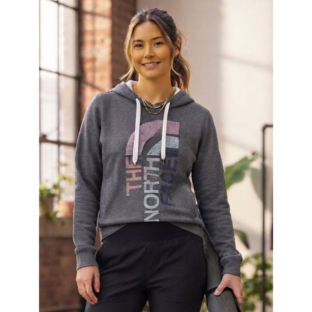 North Face Women's Gray Sweatshirt Hoodie in Size M Athleisure Streetwear